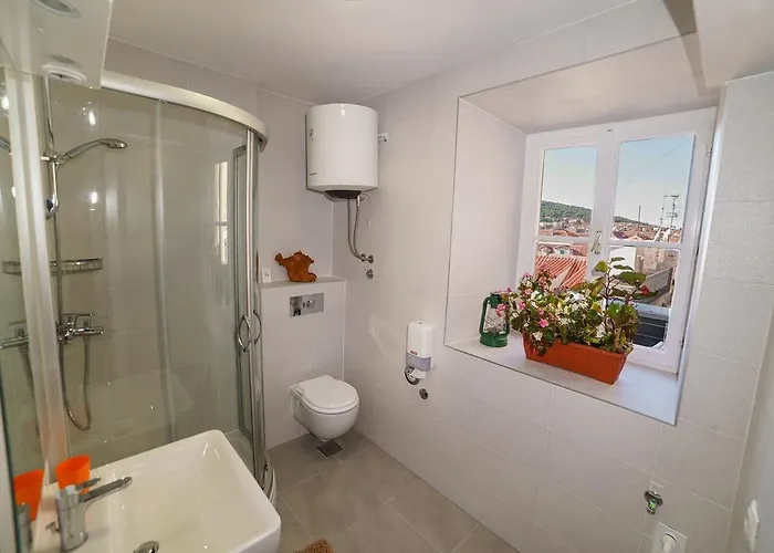 Alithia Silver アパート スプリト